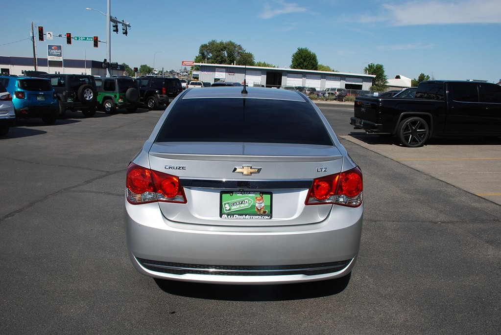 2013 Chevrolet Cruze Image 4