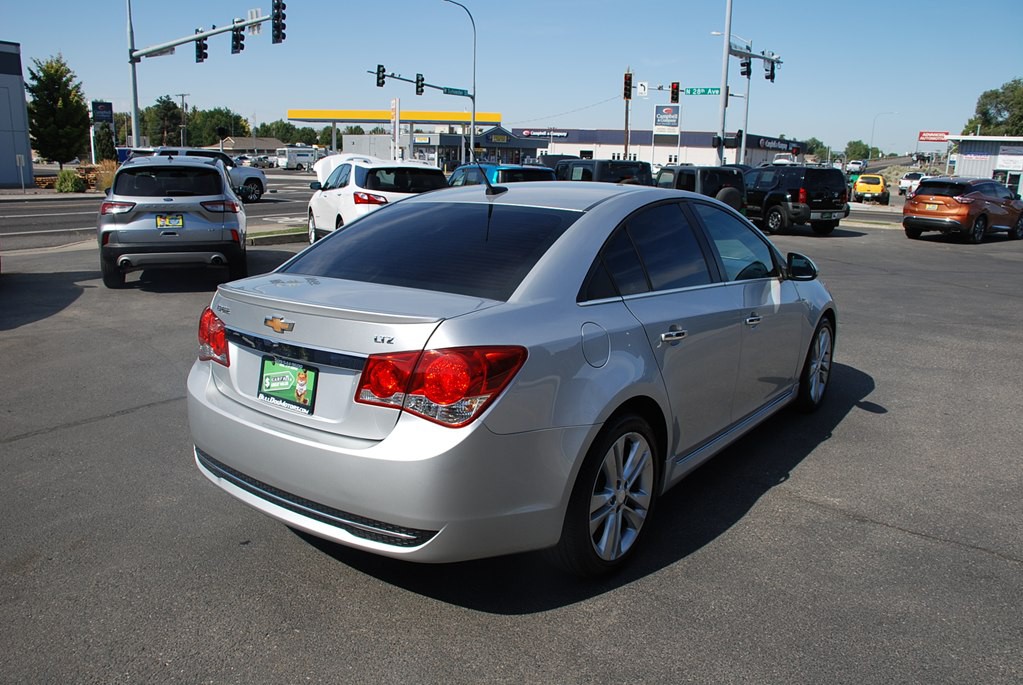 2013 Chevrolet Cruze Image 5
