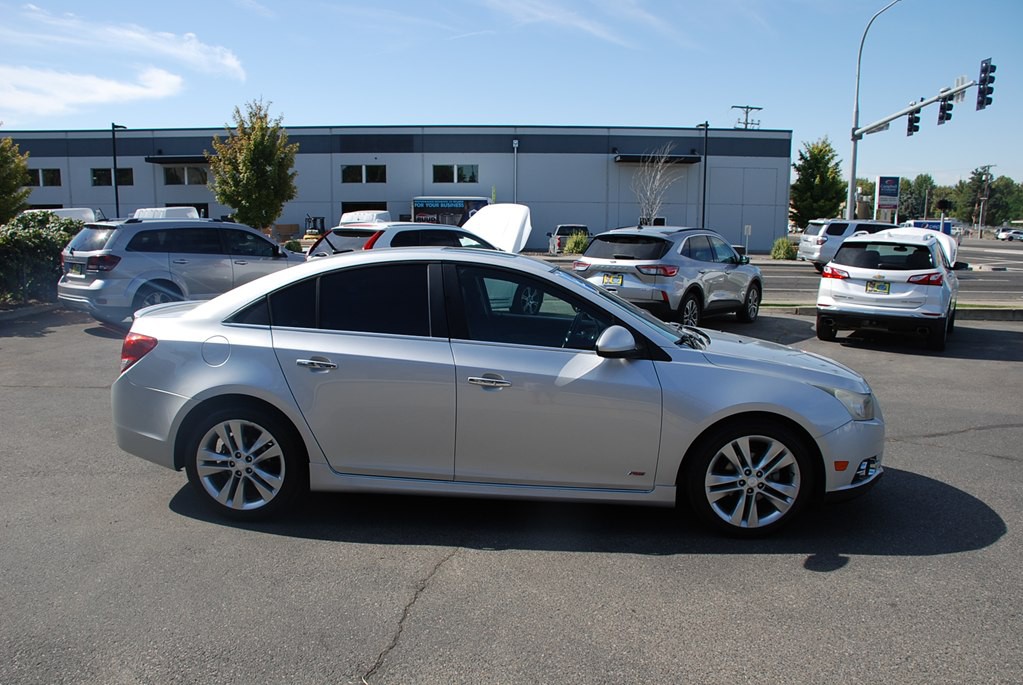 2013 Chevrolet Cruze Image 6