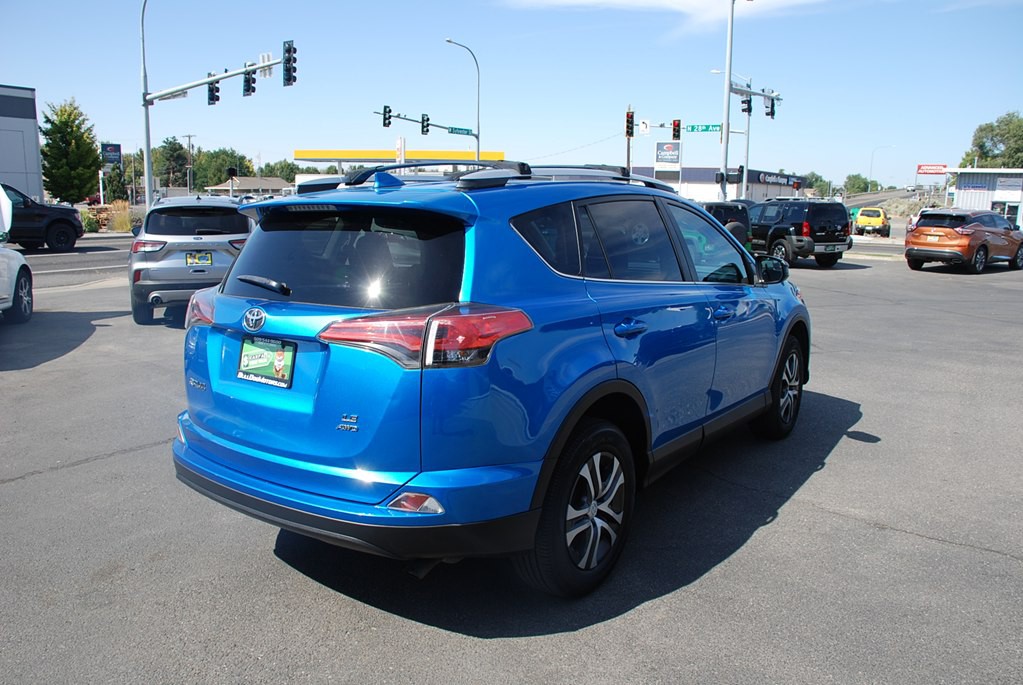 2016 Toyota Rav4 Image 5