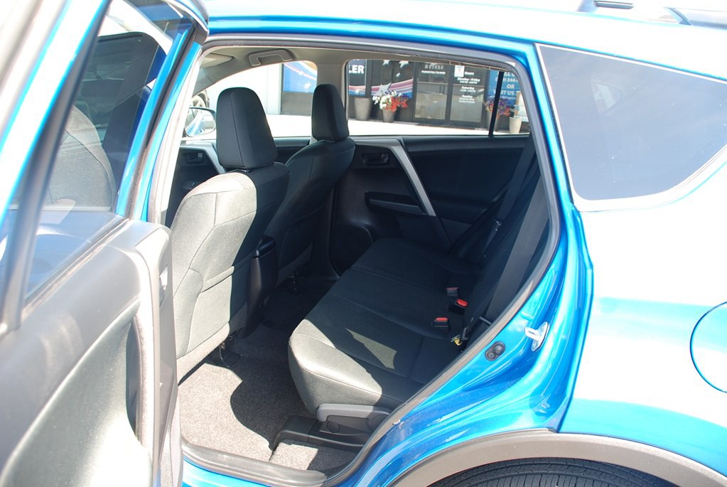 2016 Toyota Rav4 Image 17