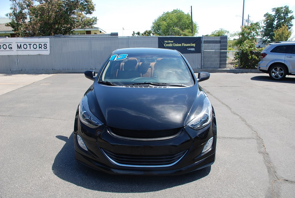 2013 Hyundai Elantra Image 10
