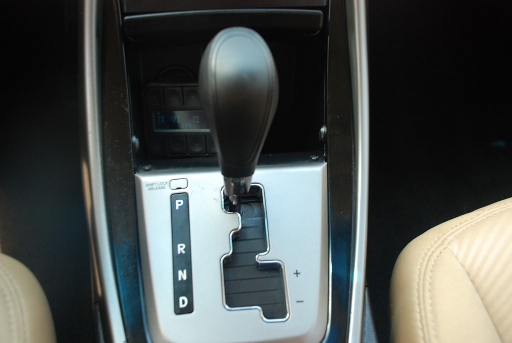 2013 Hyundai Elantra Image 18