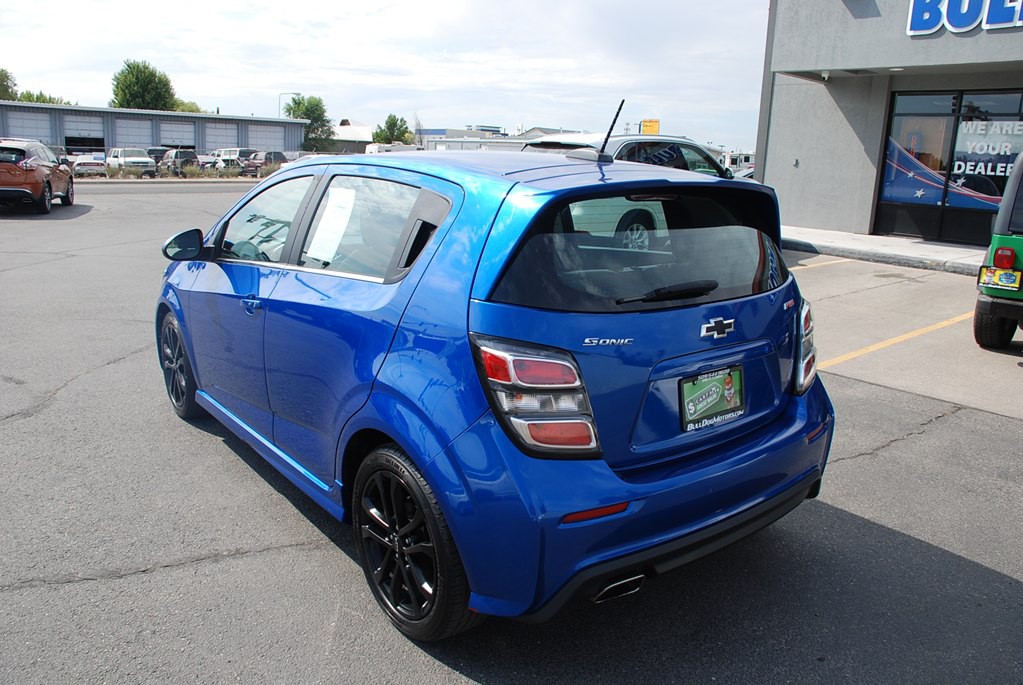 2019 Chevrolet Sonic Image 3