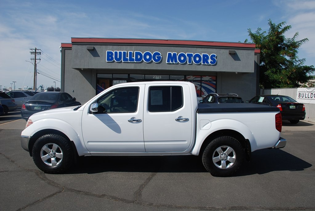 2010 Nissan Frontier Image 2