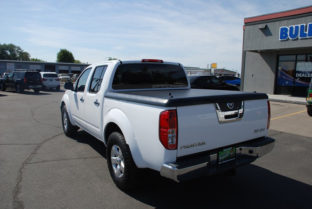 2010 Nissan Frontier Image 3
