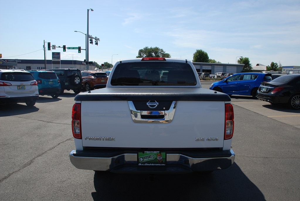 2010 Nissan Frontier Image 4
