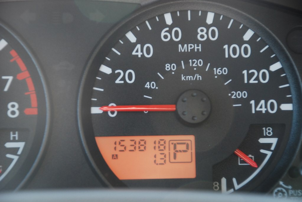 2010 Nissan Frontier Image 12