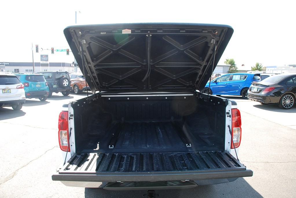 2010 Nissan Frontier Image 17