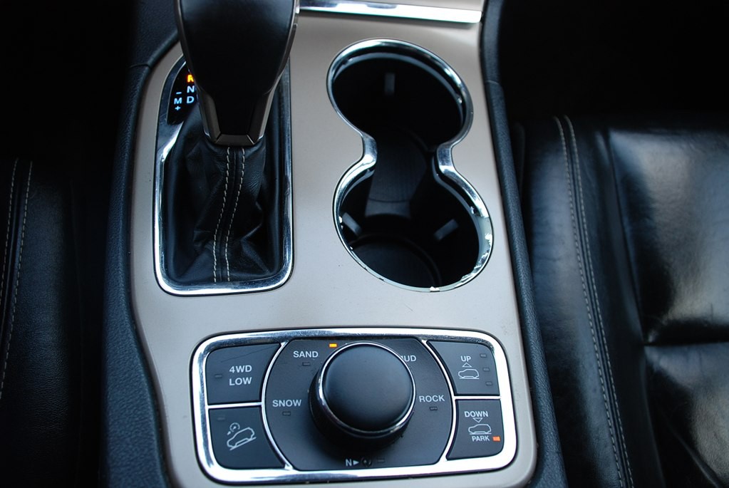 2016 Jeep Grand Cherokee Image 17