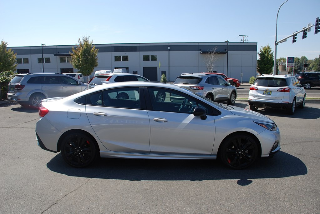 2018 Chevrolet Cruze Image 6