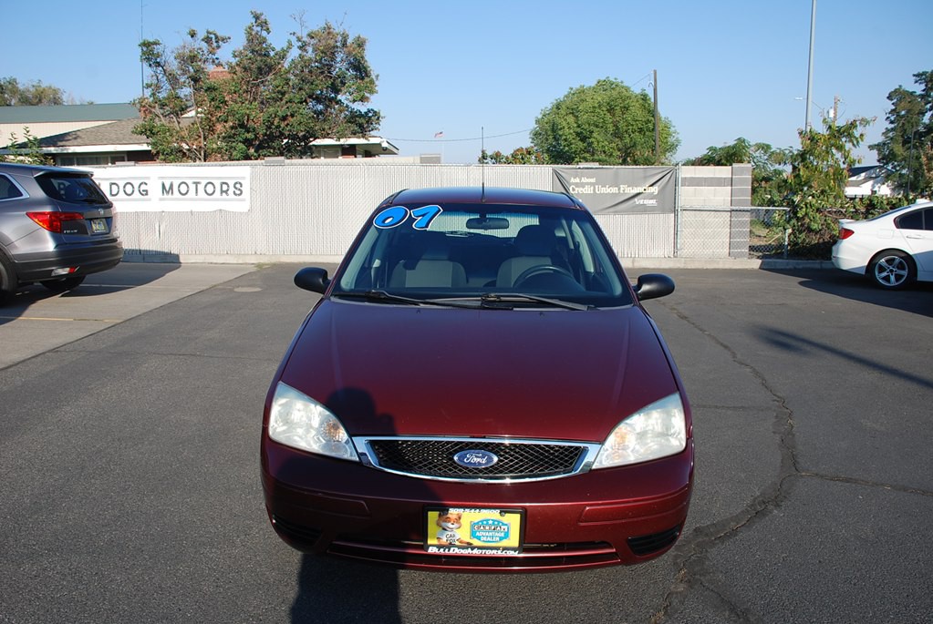 2007 Ford Focus Image 8