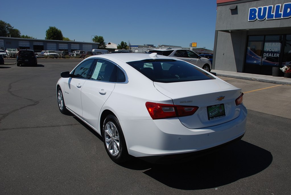 2024 Chevrolet Malibu Image 3