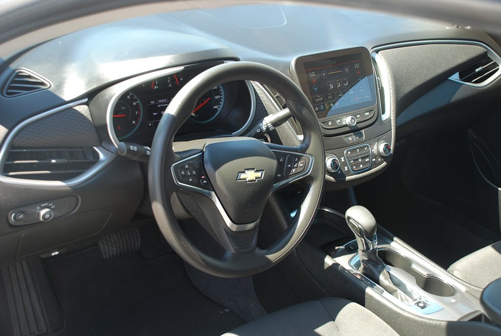 2024 Chevrolet Malibu Image 11