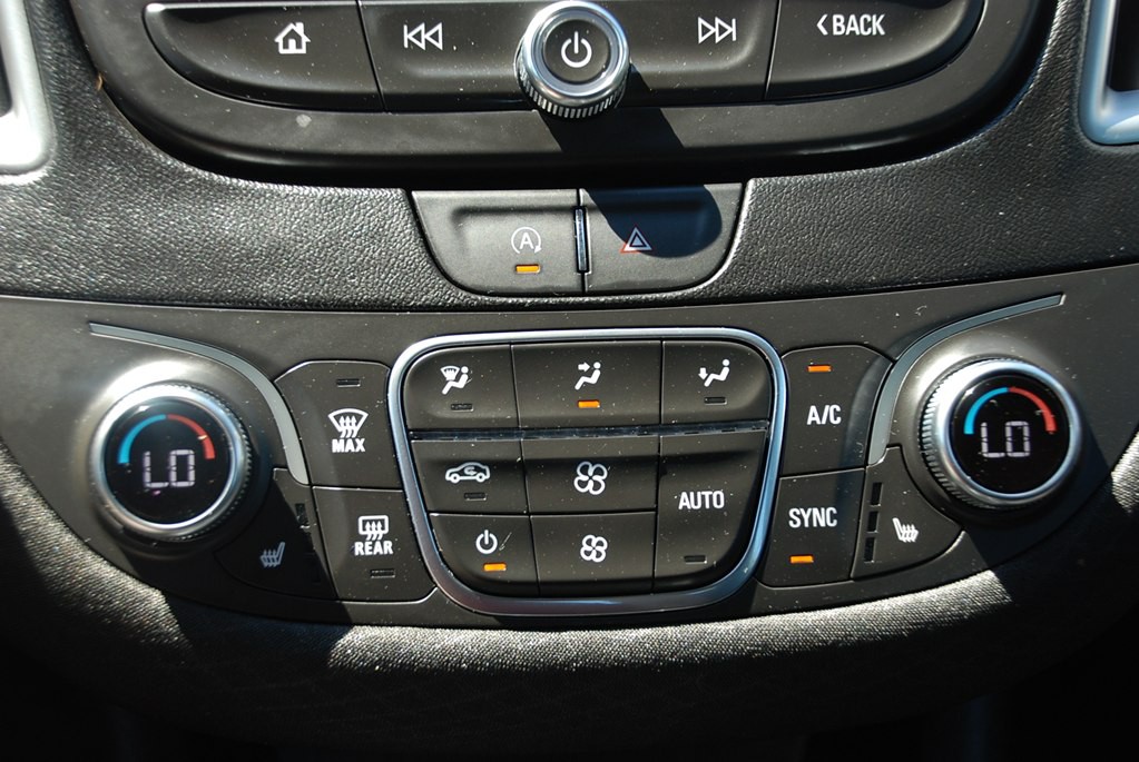 2024 Chevrolet Malibu Image 16