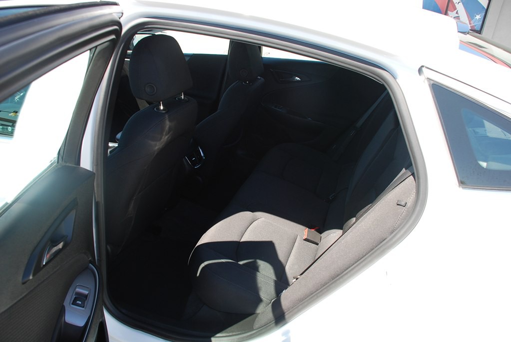 2024 Chevrolet Malibu Image 18