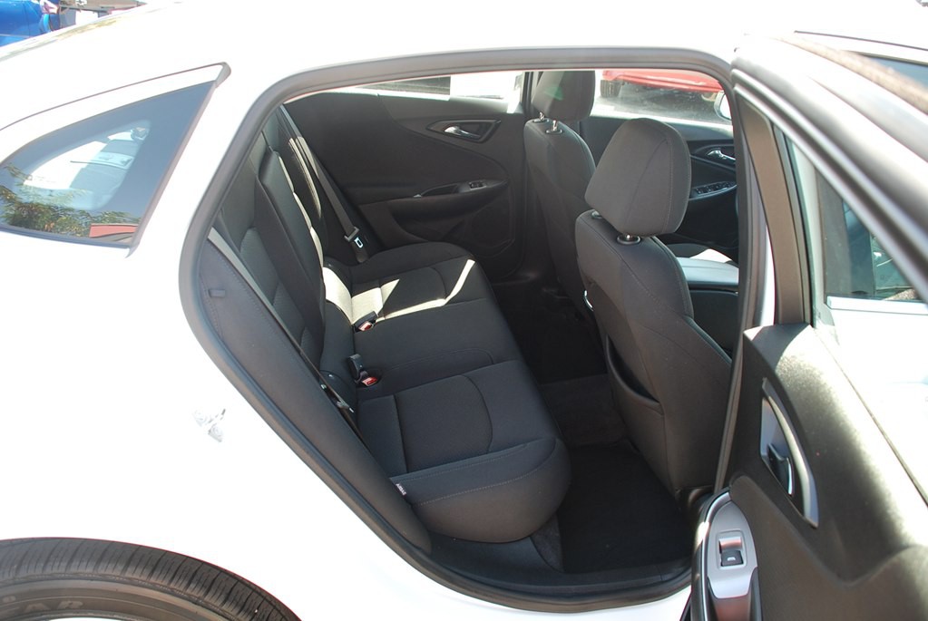 2024 Chevrolet Malibu Image 20