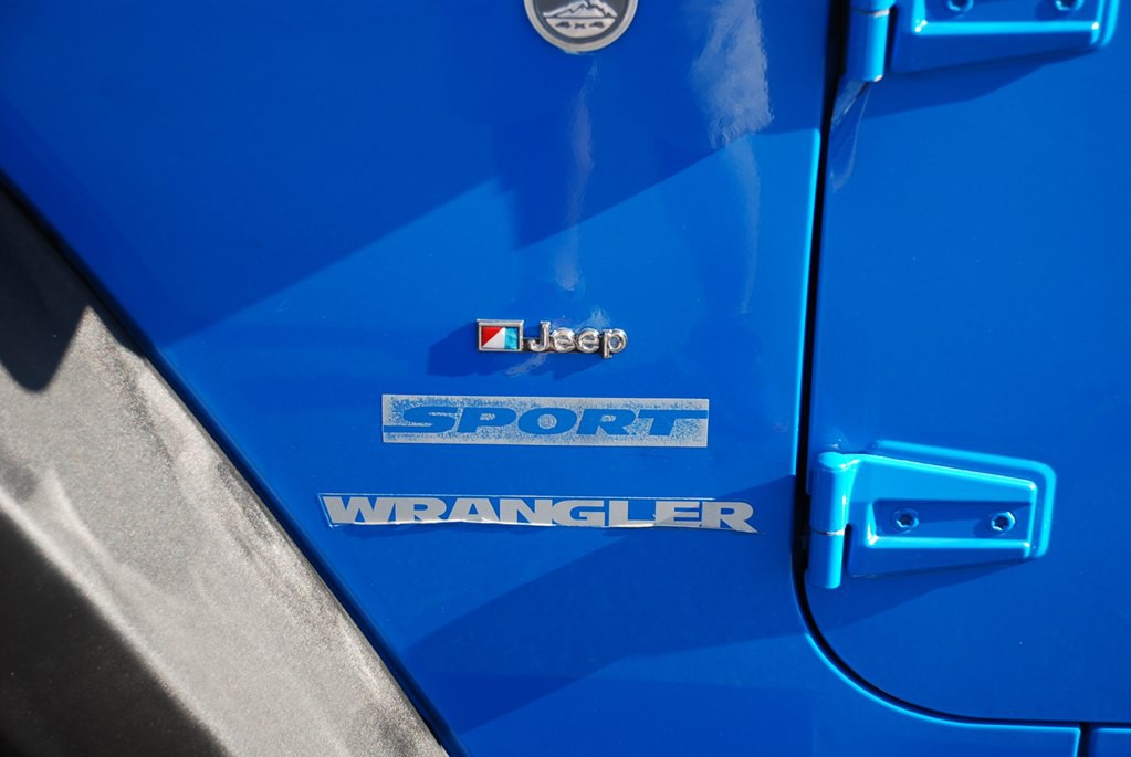 2011 Jeep Wrangler Image 19