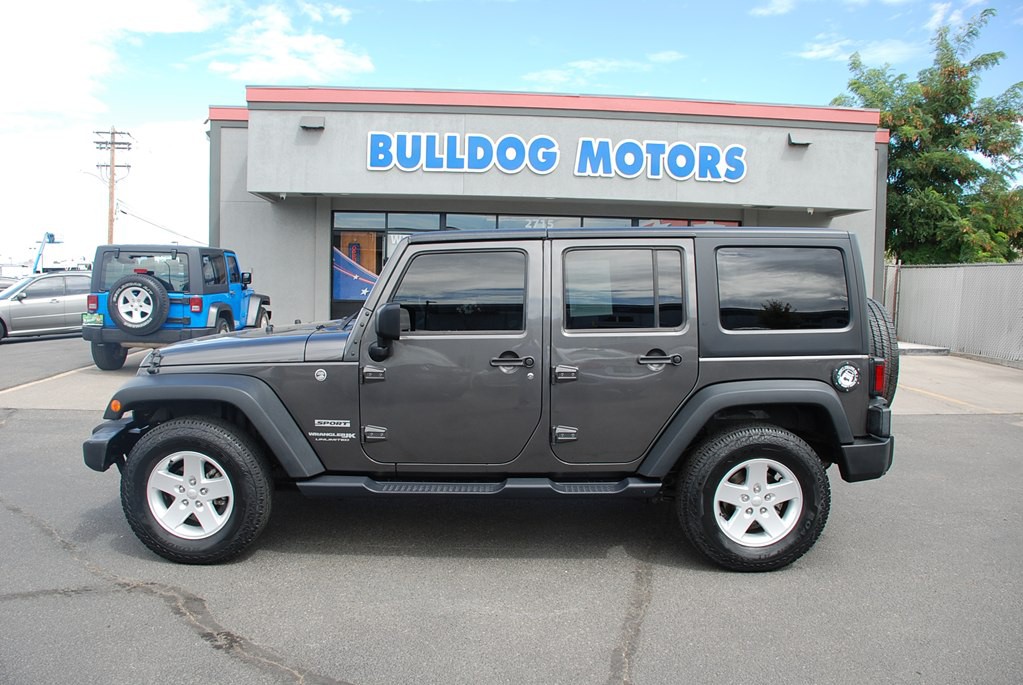 2018 Jeep Wrangler Unlimited Image 2