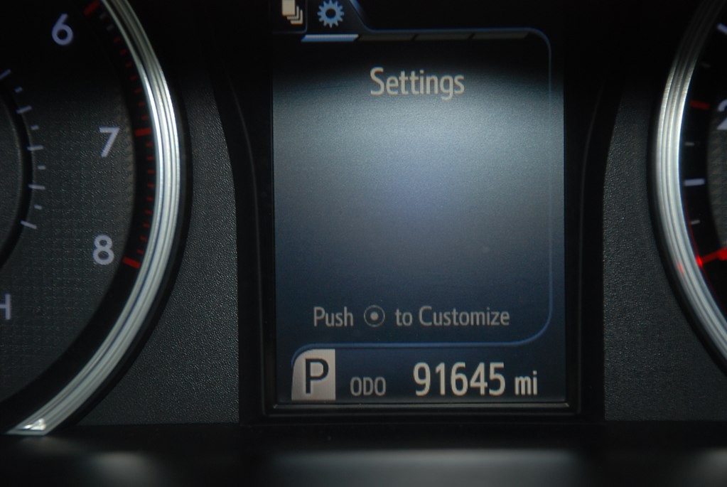 2017 Toyota Camry Image 12