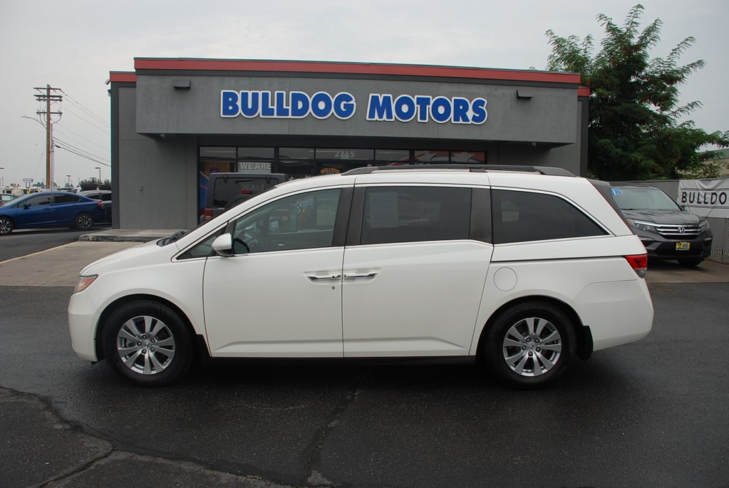 2016 Honda Odyssey Image 2