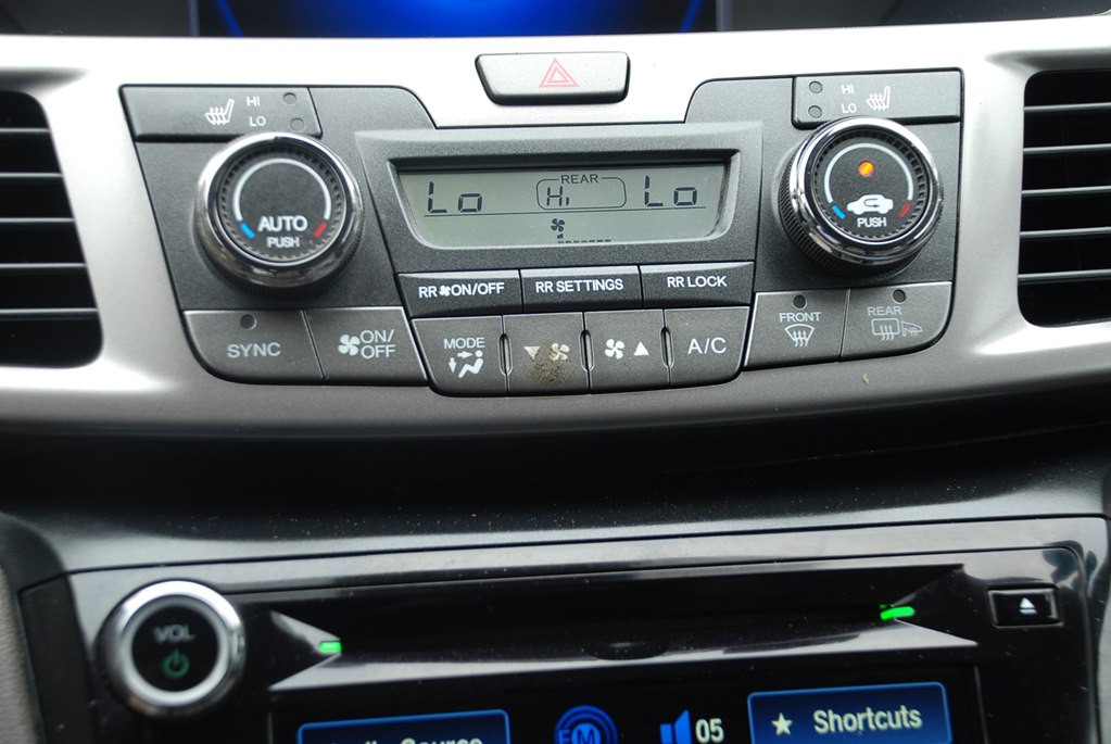 2016 Honda Odyssey Image 15