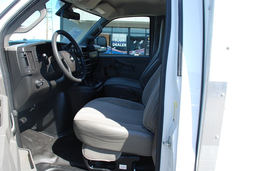 2019 Chevrolet Express Image 15