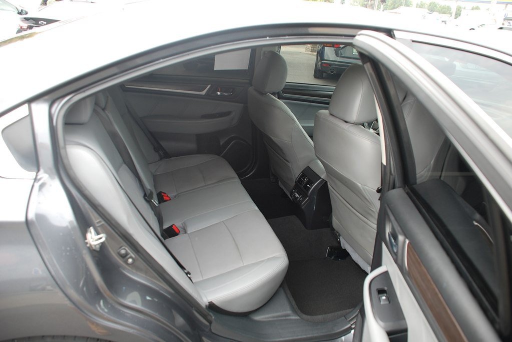 2018 Subaru Legacy Image 22