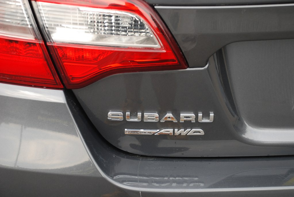 2018 Subaru Legacy Image 24