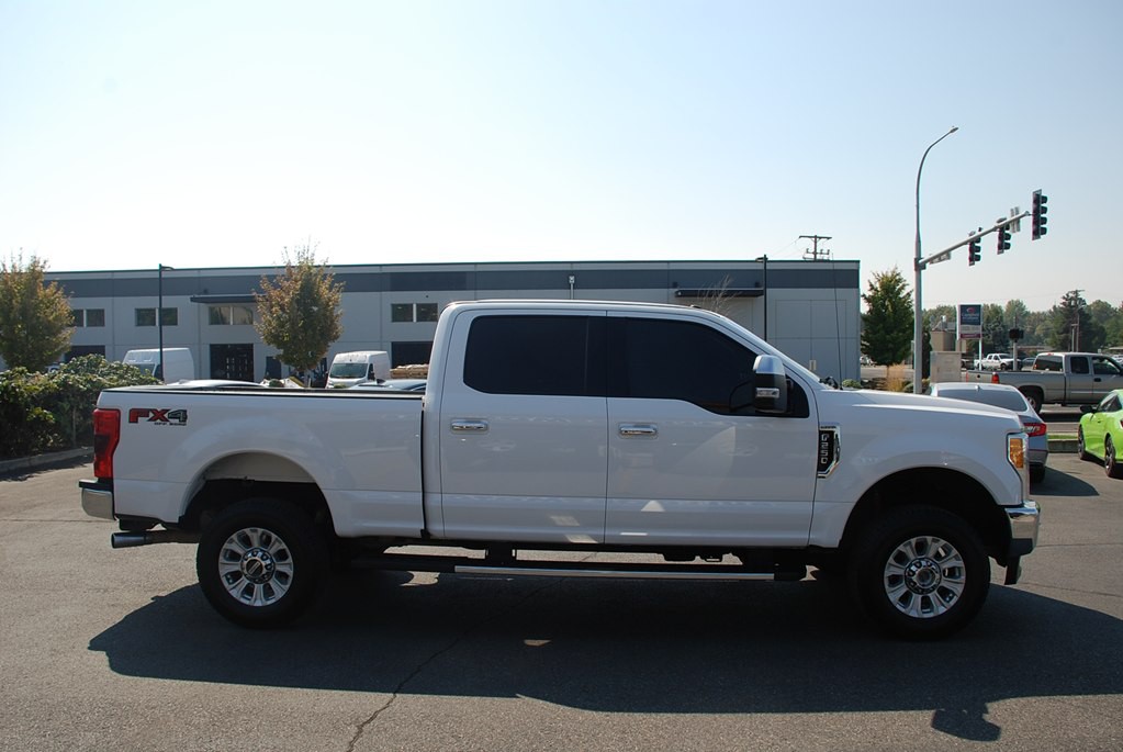 2017 Ford F-250 Image 6