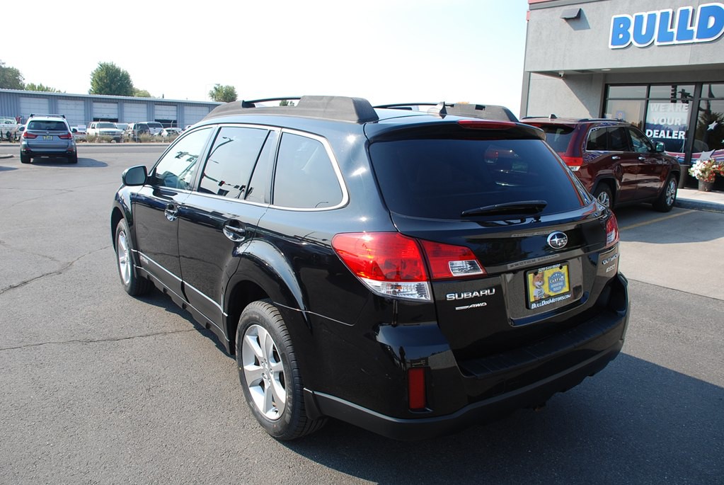 2013 Subaru Outback Image 3