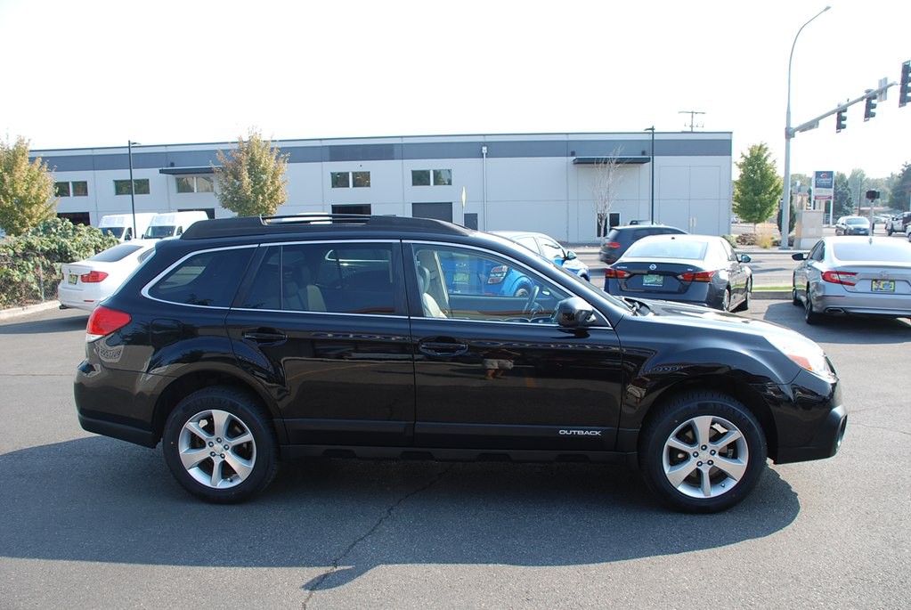 2013 Subaru Outback Image 6