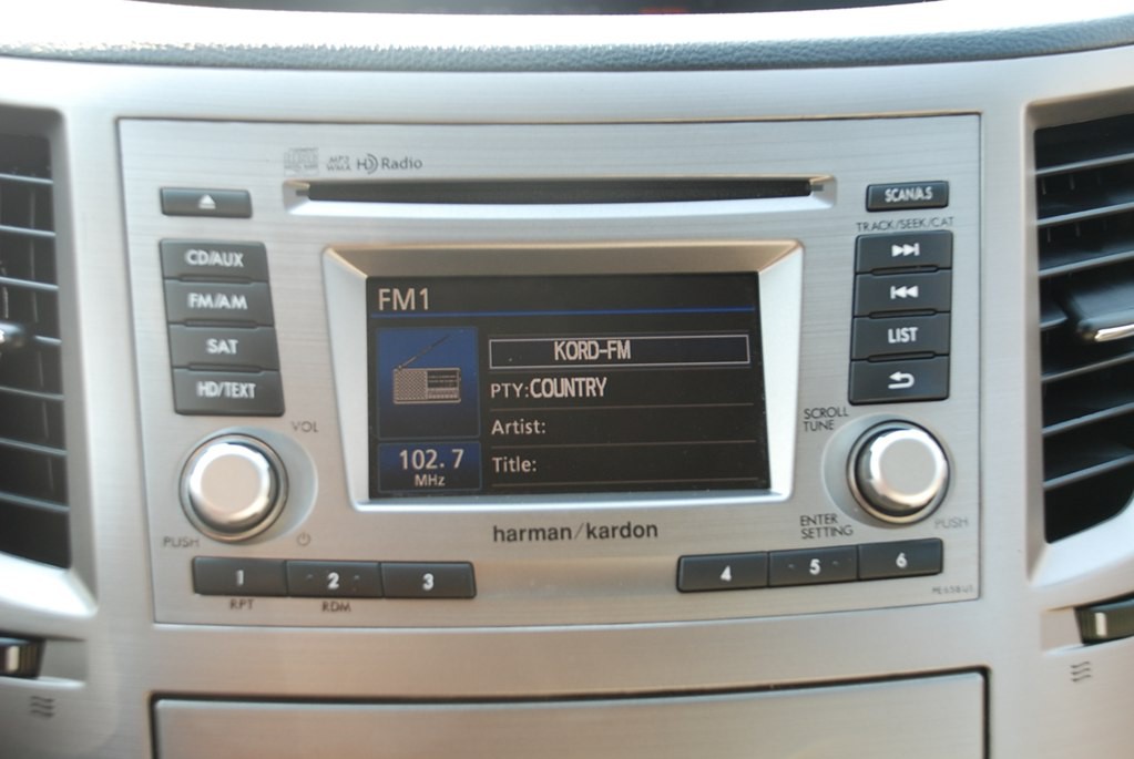 2013 Subaru Outback Image 13