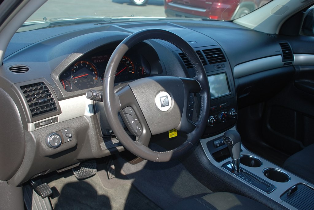 2008 Saturn Outlook Image 11