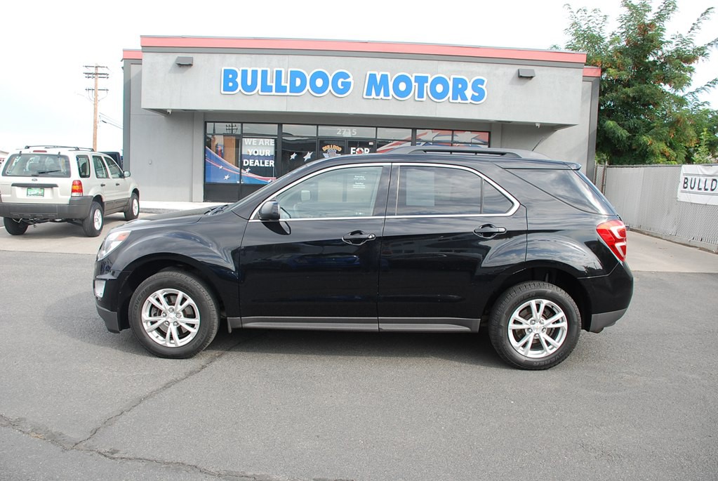 2017 Chevrolet Equinox Image 2
