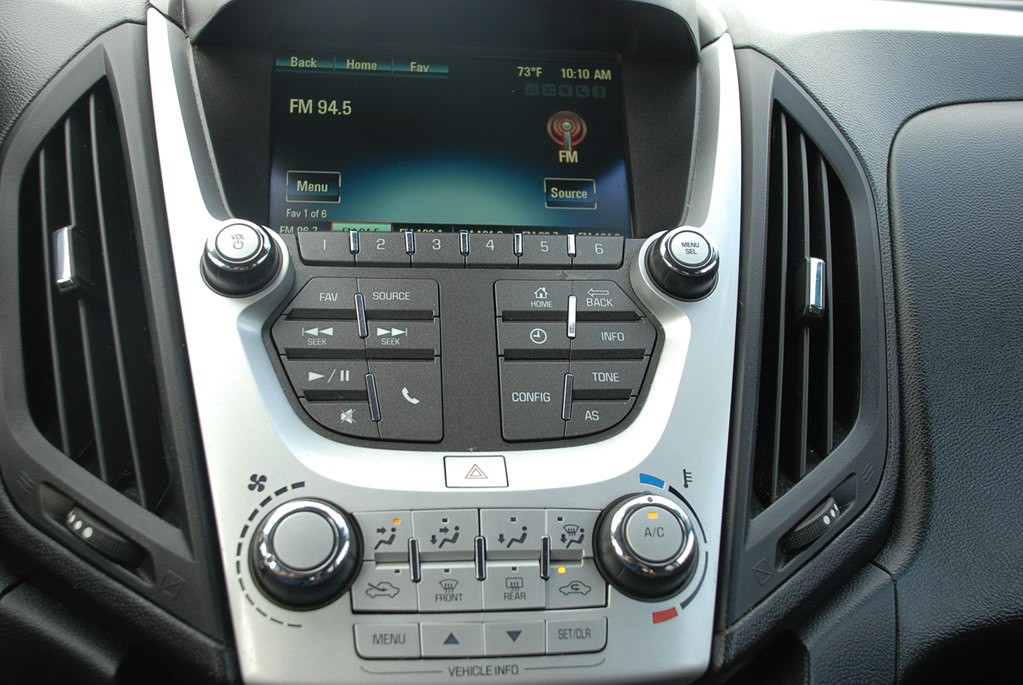 2017 Chevrolet Equinox Image 13
