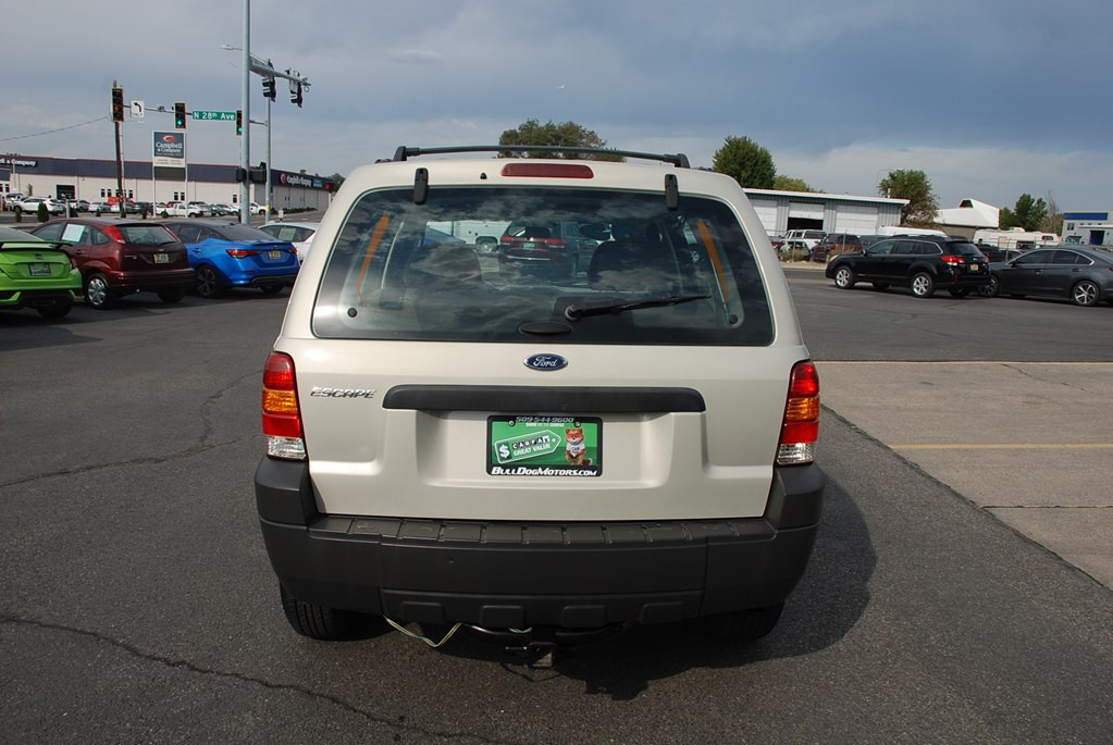2005 Ford Escape Image 4