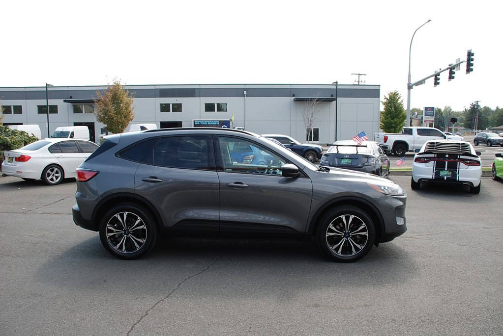 2022 Ford Escape Image 6