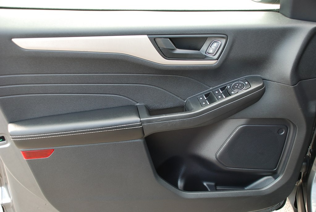 2022 Ford Escape Image 9