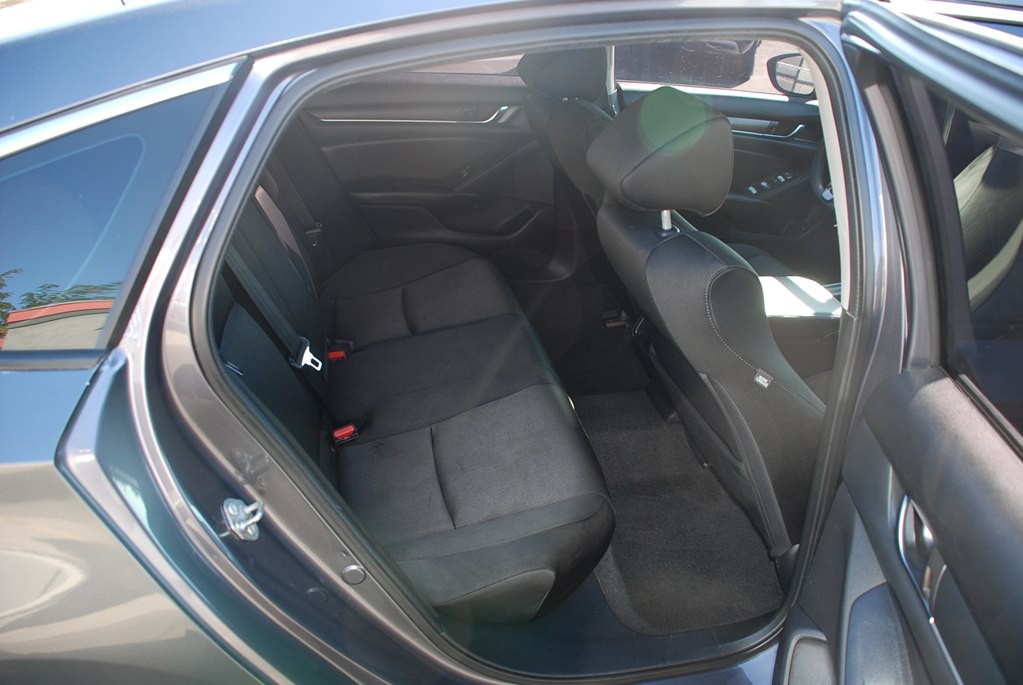 2019 Honda Accord Image 19