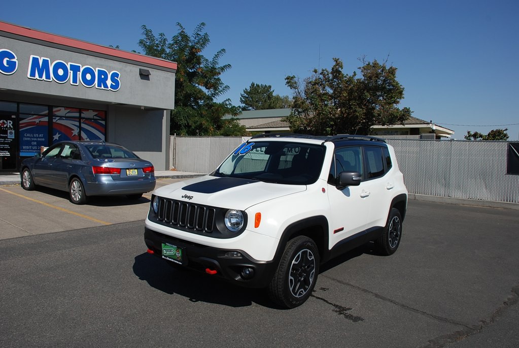2016 Jeep Renegade Image 1
