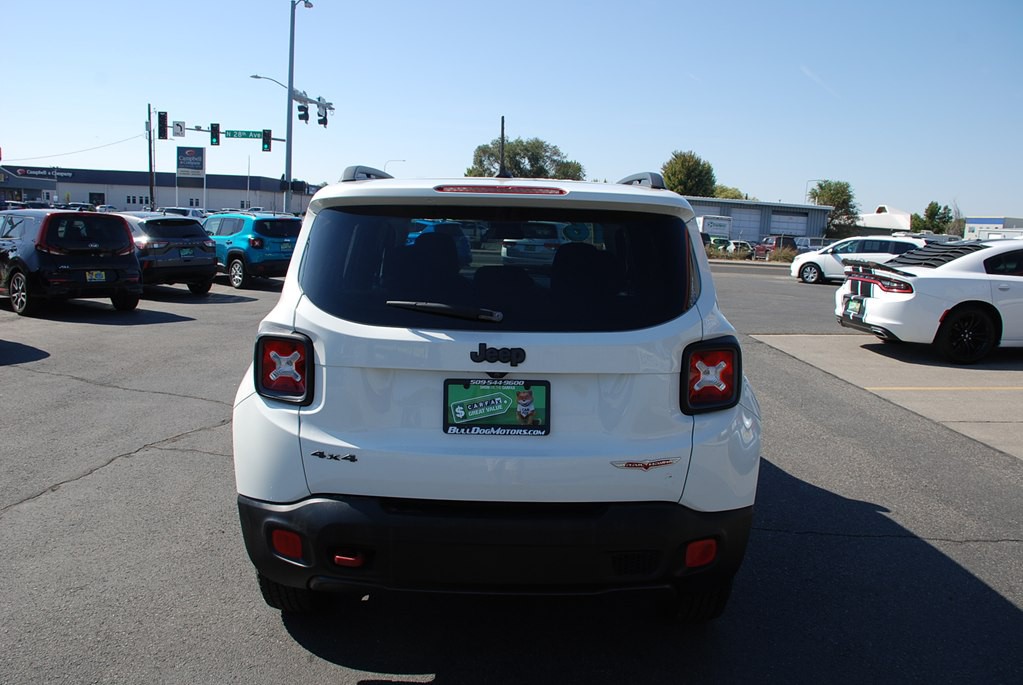 2016 Jeep Renegade Image 4