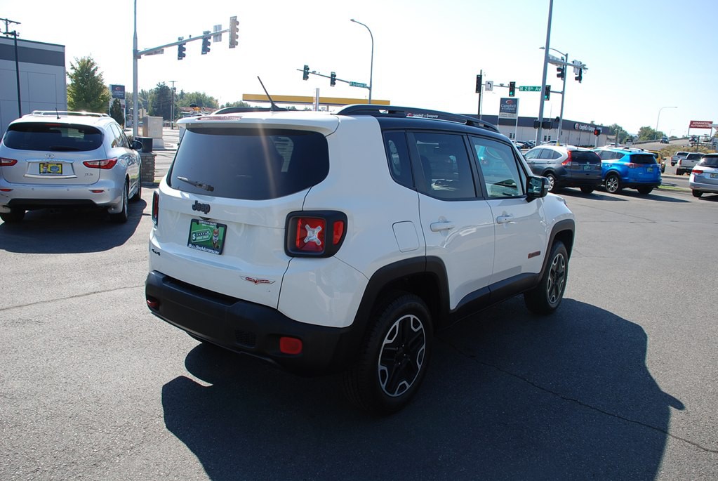2016 Jeep Renegade Image 5