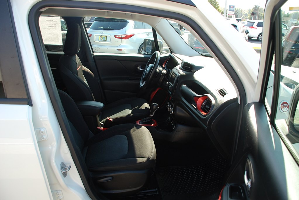 2016 Jeep Renegade Image 21