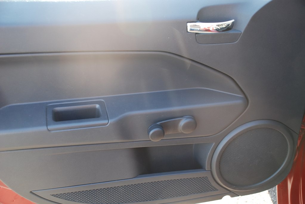 2008 Dodge Caliber Image 9
