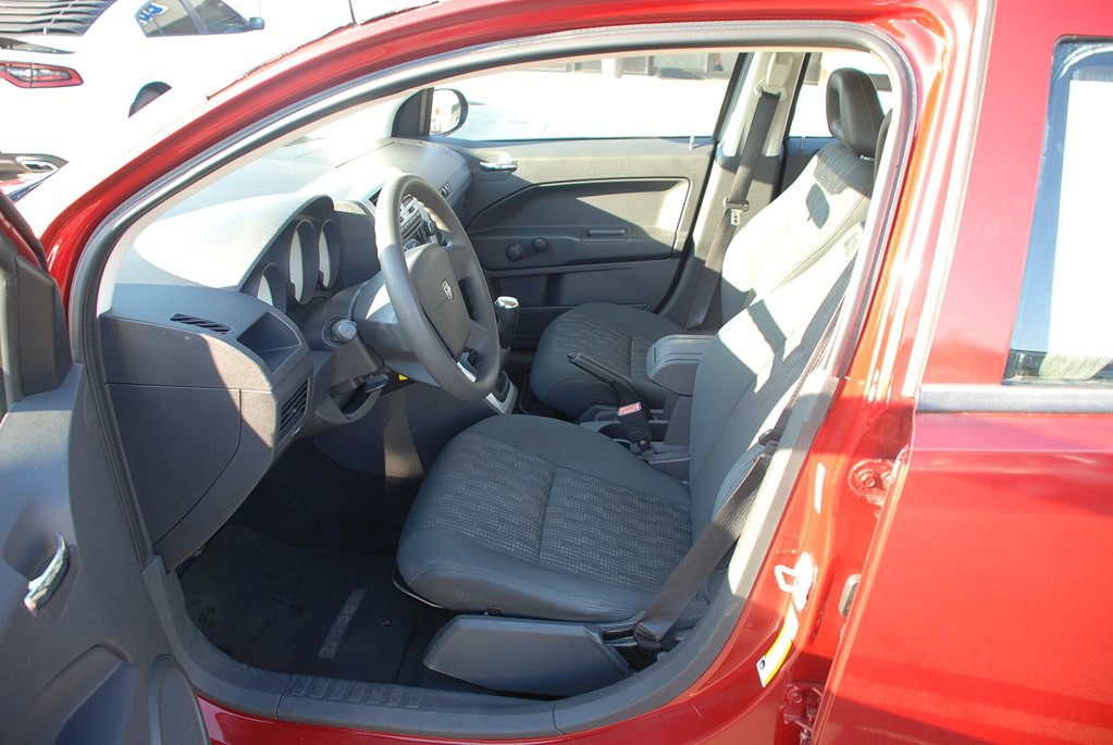 2008 Dodge Caliber Image 10