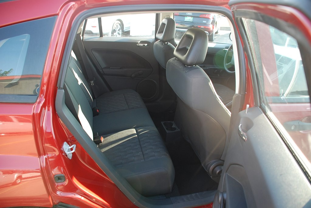 2008 Dodge Caliber Image 18