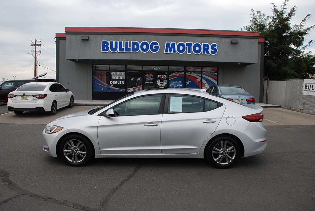 2018 Hyundai Elantra Image 2