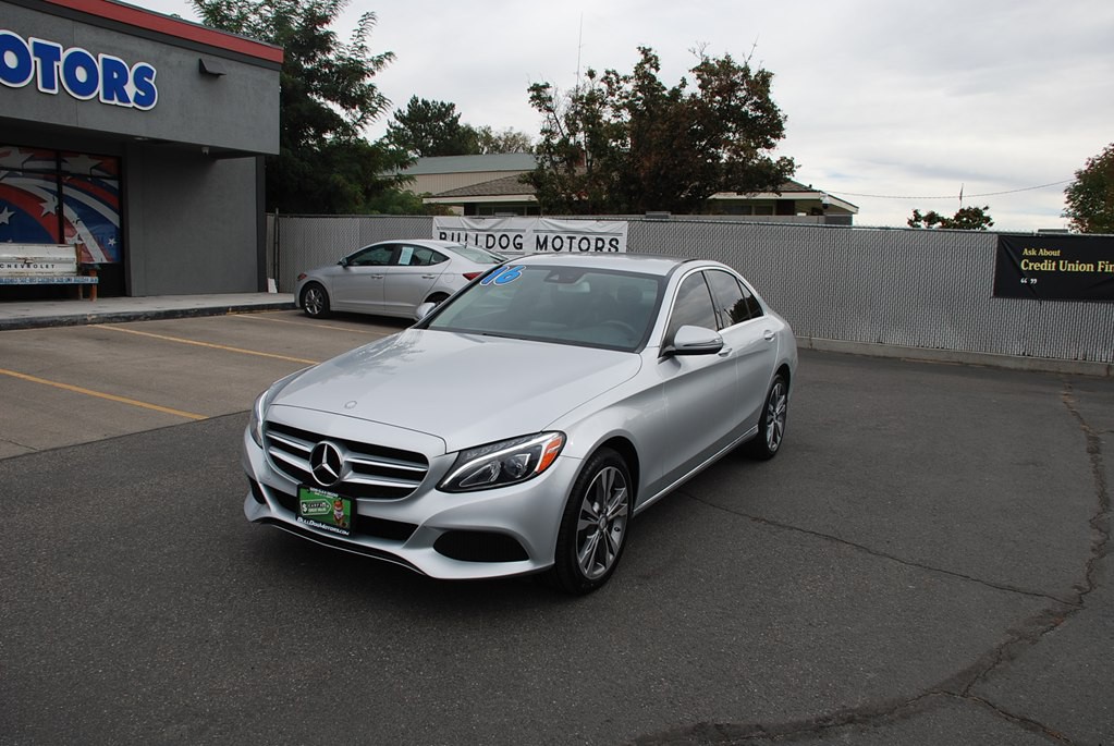 2016 Mercedes-Benz C-Class Image 1