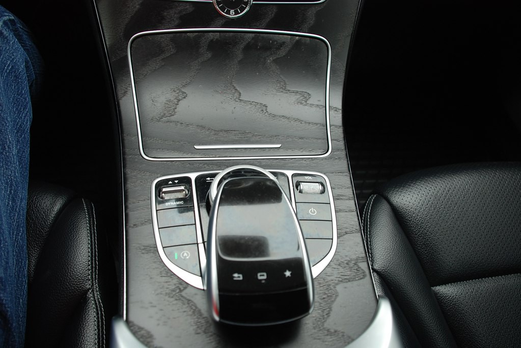 2016 Mercedes-Benz C-Class Image 18